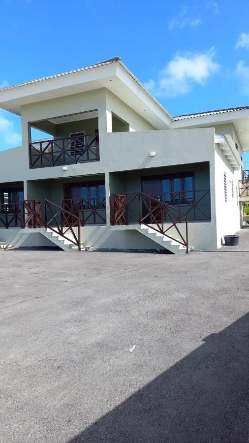 Cataleya Apartments Near Airport Willemstad Exterior photo
